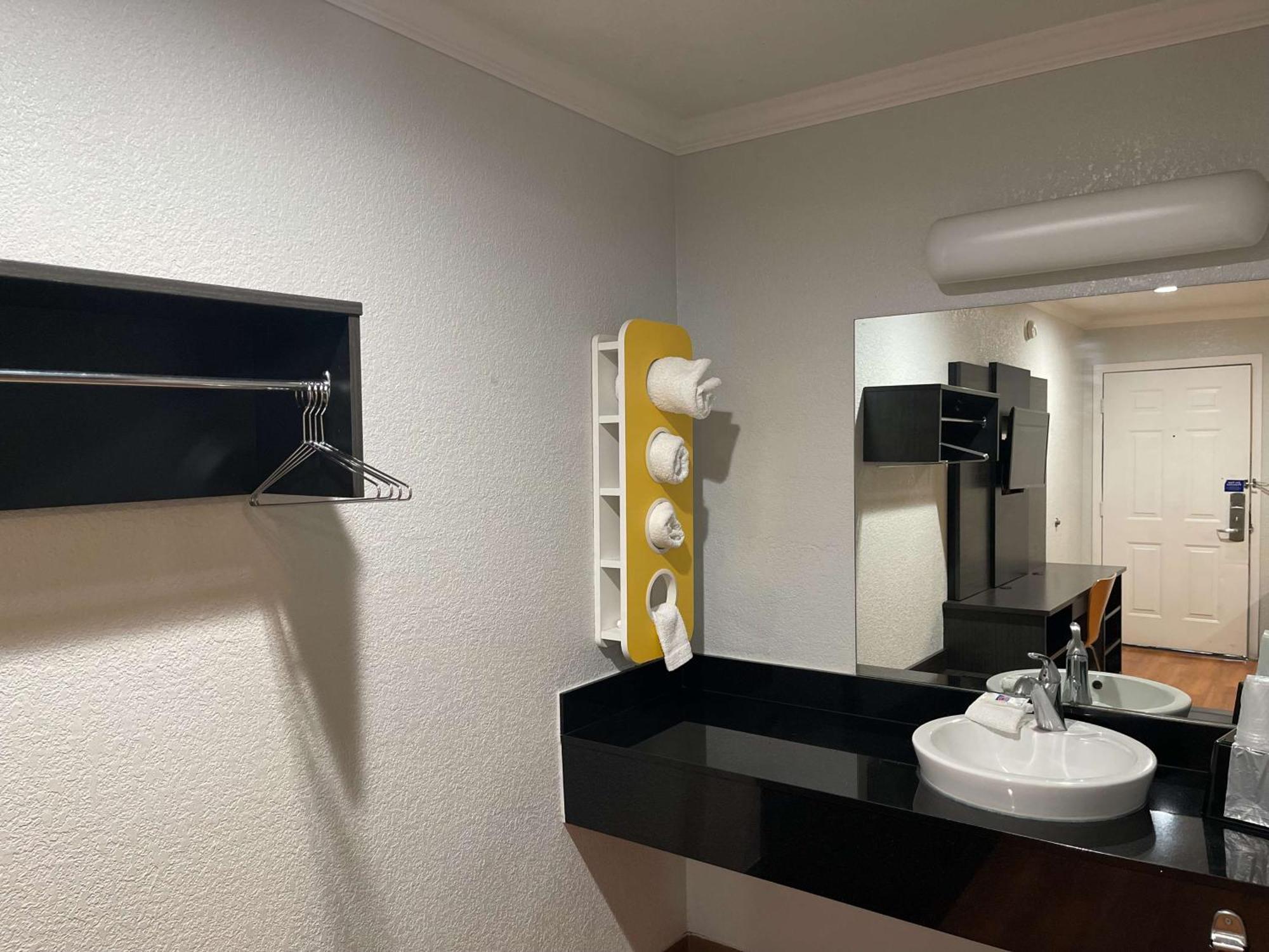 Motel 6 Sacramento, Ca - Downtown Extérieur photo